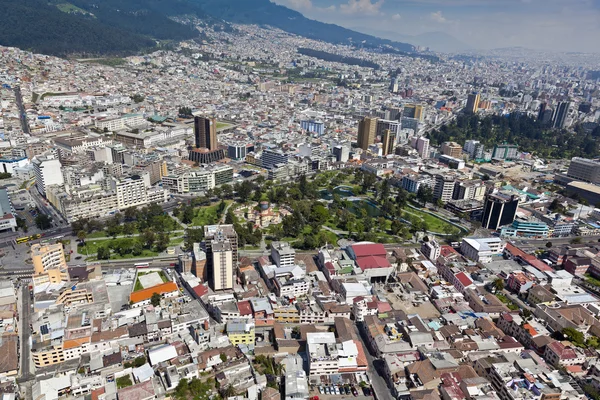 Quito , La Alameda park — Stock Photo, Image