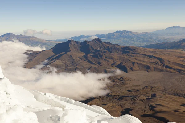 Rumiñahui volcano seen from Cotopaxi — 스톡 사진