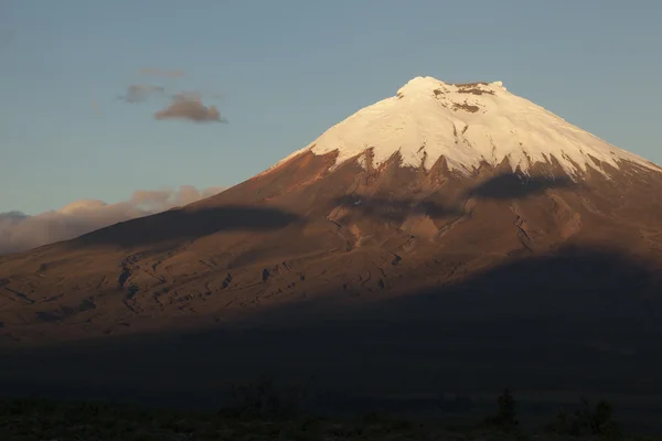 Cotopaxi naplementekor — Stock Fotó