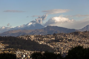 Cotopaxi volkan Erüpsiyonu 
