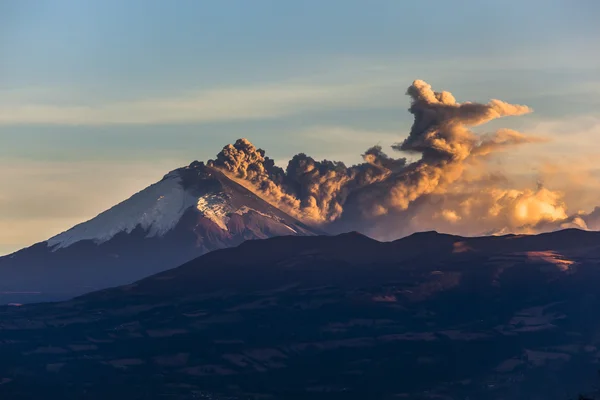Cotopaxi volkan Erüpsiyonu — Stok fotoğraf