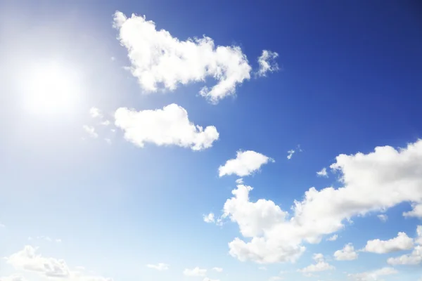 Céu azul fundo — Fotografia de Stock