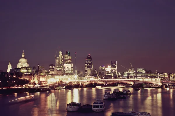 Лондонский горизонт — стоковое фото
