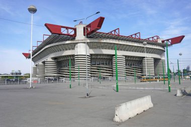 İtalya, Lombardy, Milan - Covid-19 Coronavirus salgını sırasında terk edilmiş şehir - San Siro Stadyumu, Giuseppe Meazza