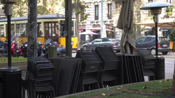 Італія Мілан Жовтень 2020 Corso Sempione Порожній Стіл Закриті Паби — стокове відео