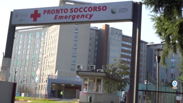Olaszország Circa 2019 Biztonsági Vészhelyzeti Állomás — Stock videók