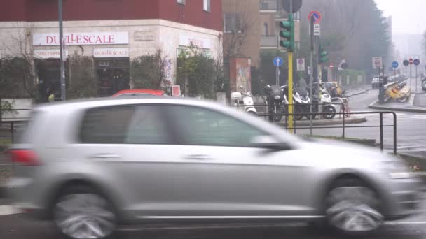 Italia Milán Enero 2021 Contaminación Atmosférica Los Coches Tráfico Durante — Vídeo de stock