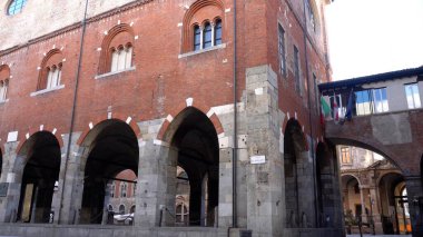 İtalya - Milano 26 Aralık 2020 - Milano şehir merkezi manzarası.