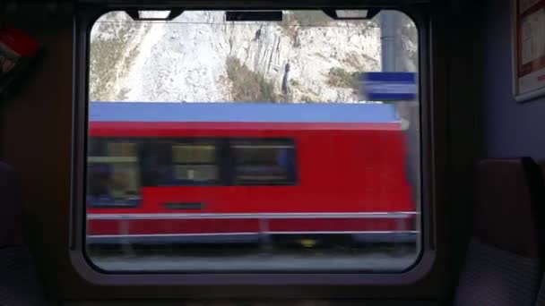 Velkolepé Záběry Okna Červeného Vlaku Bernina Express Lago Bianco Bílé — Stock video