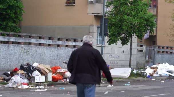 Avrupa Talya Milan Nisan 2021 Kenar Mahallelerdeki Giambellino Lorenteggio Ilçesi — Stok video