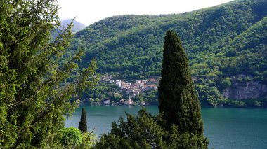 İtalya - Ligurya - Akdeniz manzaralı beş ülke (Cinque Terre) yakınlarındaki küçük sahil köyü 