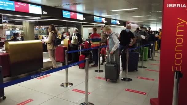 Europa Italien Milano Maj 2021 Linate Flygplats Öppen Människor Och — Stockvideo