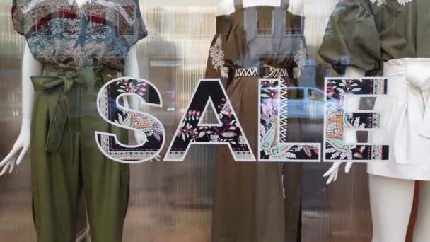 Europe Italie Milan Juillet 2021 Début Des Ventes Été Vitrine — Video