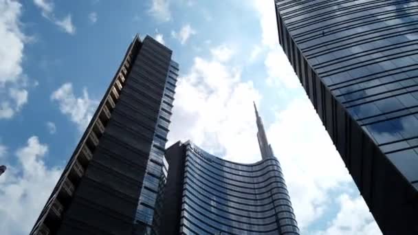 Itália Milão Torre Citylife Novo Bairro Comercial Moderno Centro Cidade — Vídeo de Stock