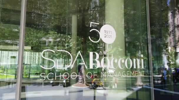 Milaan Italië Oktober 2018 Hoofdkantoor Van Prestigieuze Bocconi Universiteit Milaan — Stockvideo