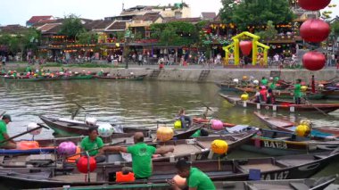 Asya, Vietnam, Hoi An - 12, 5, 2025: Fener şehri, UNESCO Dünya Mirası Bölgesi. Turizm merkezi.