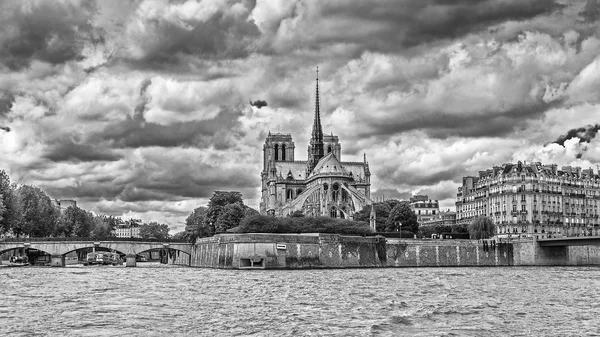 Paris, France. View from the pleasure boats on the Notre - Dame — Stock Photo, Image