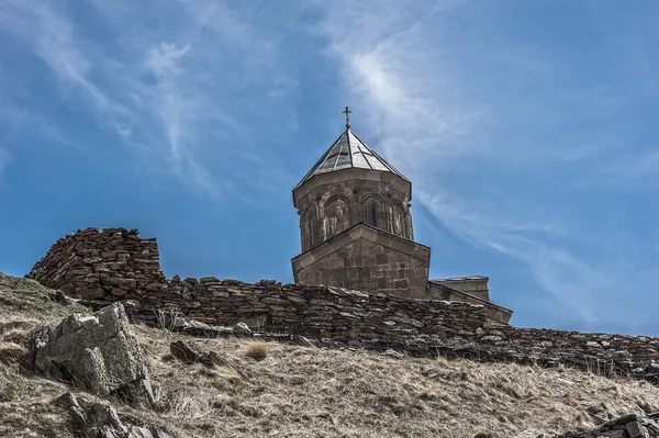 Georgien. gergeti sameba orthodoxe Kirche. — Stockfoto