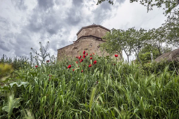 Jvari (literalmente "cruz") - Monasterio y templo georgiano de V —  Fotos de Stock