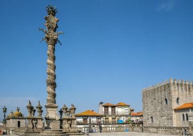 Portekiz, Porto, ceza için utanç verici oyulmuş taş boyunduruk 