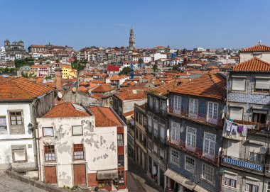 Porto, Portekiz. Kamaralar eski şehrin görünümünü