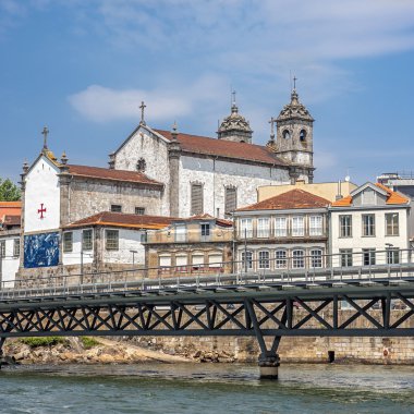 Porto, Portekiz. Kilise kutsal ruhlar kardeşlik ve