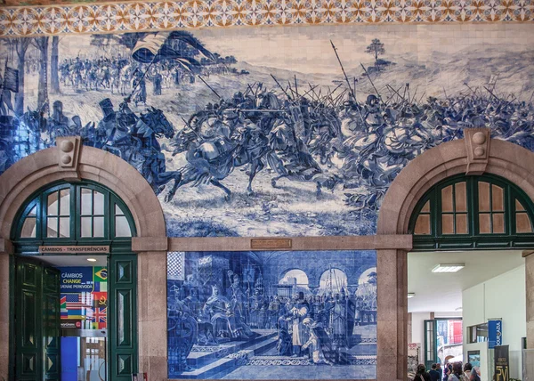 Portugal, Porto . Railway station Sao Bento . — Stockfoto