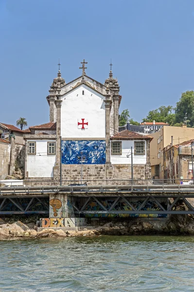 Portugal, Porto. Igreja da Irmandade das Almas Santas e — Fotografia de Stock
