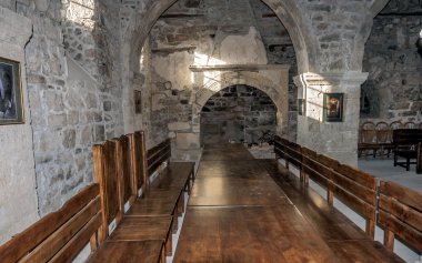  Manastır, Ermeni Apostolik Kilisesi olan Ahtamar Sp., m