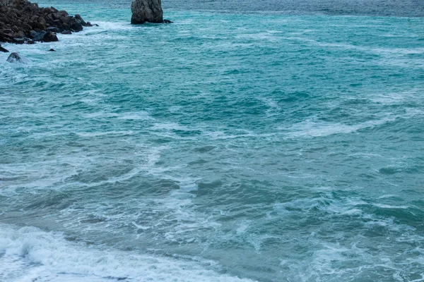 Beautiful Blue Sea Big Waves Storm Rocks — Stock Photo, Image