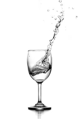 Bardakta bir damla su..