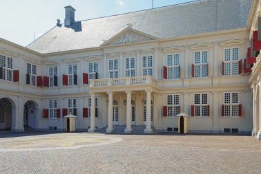 Royal Palace Noordeinde, Lahey, Netherla bina