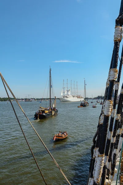 Sail Amsterdam jest ogromne Flotylli żaglowców — Zdjęcie stockowe