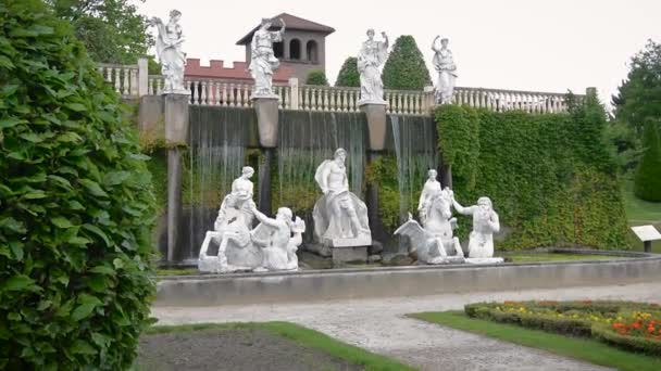 Parc Mondo Verde, uma cópia da fonte de Trevi em Roma . — Vídeo de Stock