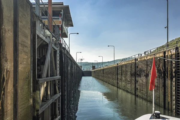 Gateway op de rivier de Moezel. — Stockfoto