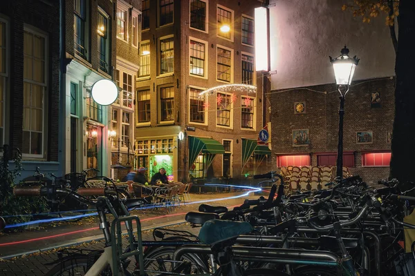Σκοτεινό βράδυ στο Άμστερνταμ — Φωτογραφία Αρχείου