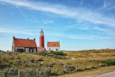 Deniz feneri - ışık, umut ve doğru şekilde sembolü.