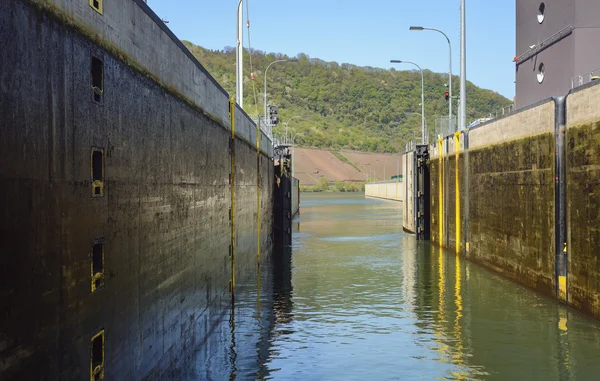 Gateway op de rivier de Moezel. — Stockfoto