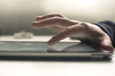 tablet PC ekran dokunaklı