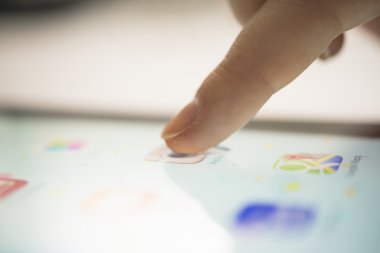 tablet PC ekran dokunaklı