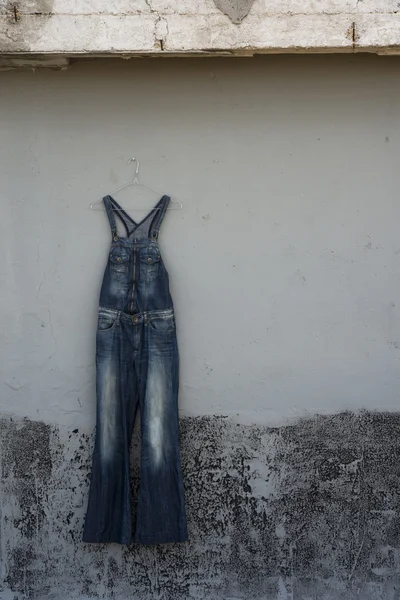 Denim jumpsuit — Stock Photo, Image