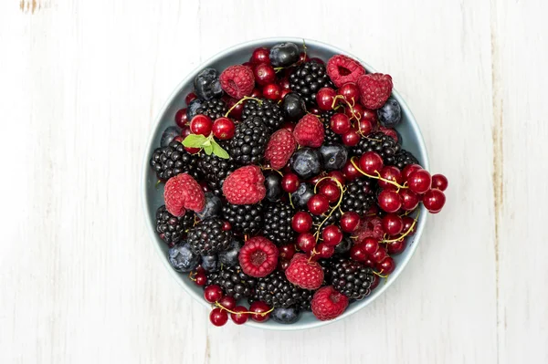 Freshly berry fruits — Stock Photo, Image