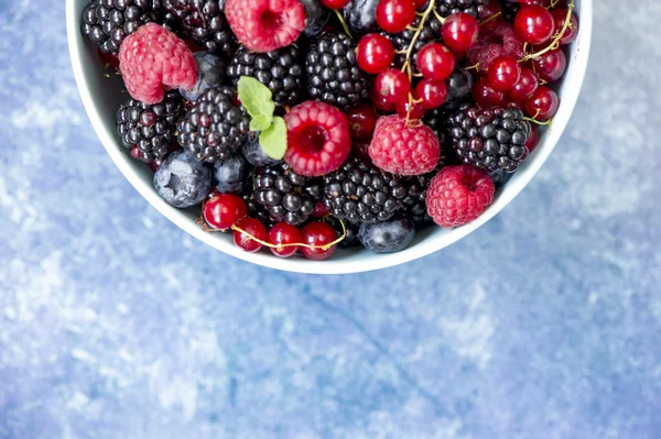 Freshly berry fruits — Stock Photo, Image
