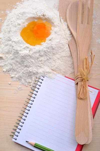 Blank recipe book with egg, flour — Stock Photo, Image