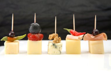 Cheese canapes
