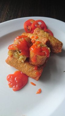 Karoket adında işlenmiş bir Endonezya yiyeceği.