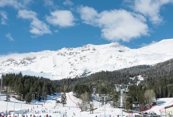 滑雪胜地阿尔赫兹的全景 免版税图库图片