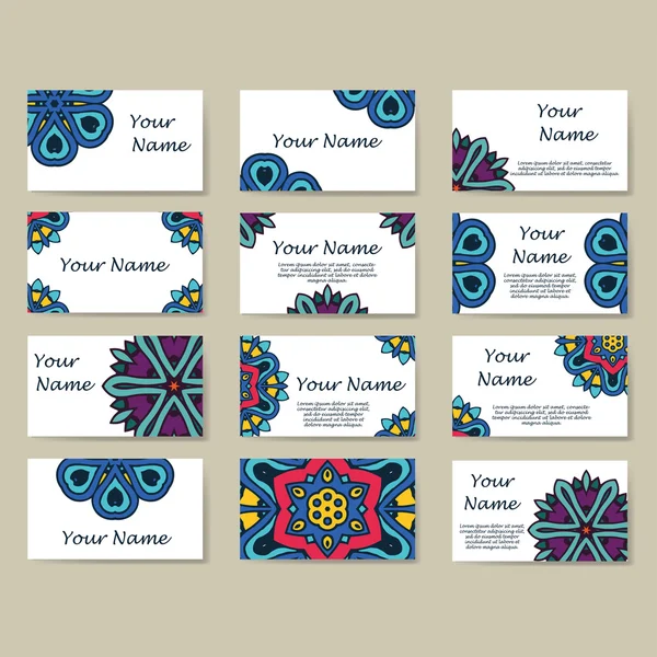 Set van zes visitekaartjes. Vintage patroon in retro stijl met mandala. Hand getekend Islam, Arabic, Indian, kantpatroon — Stockvector