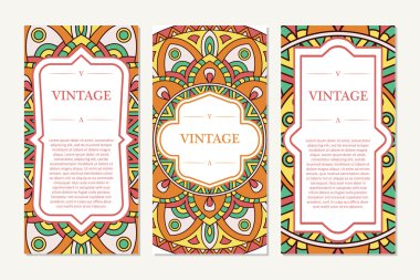 Grafik davetiyeli mandala. Kart tasarımı için Dekoratif süsleme: düğün, yıllar, parti, tebrik. Vintage mandala öğesi. Vektör çizim