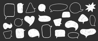 Boya kalemi konuşma balonu koleksiyonu. El çizimi tebeşir konuşma çerçeveleri. Sohbet ve Çıkartmalar için sevimli metin kutusu seti.